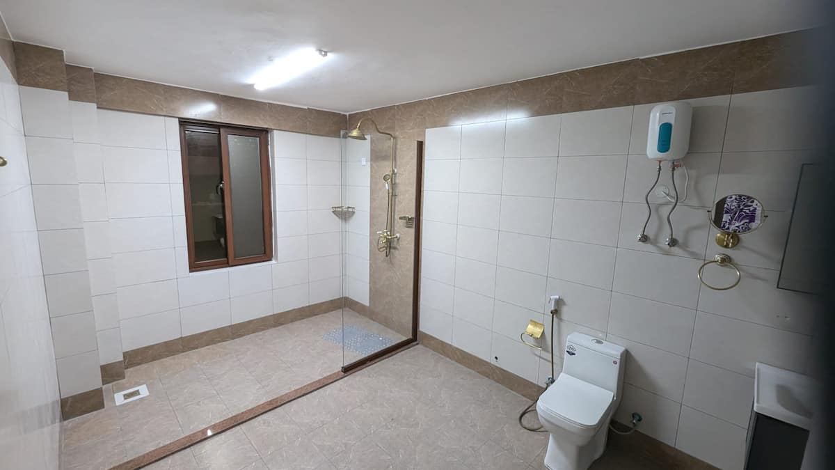 Jade Penthouse Beach Apartment, 4BR — photo 24