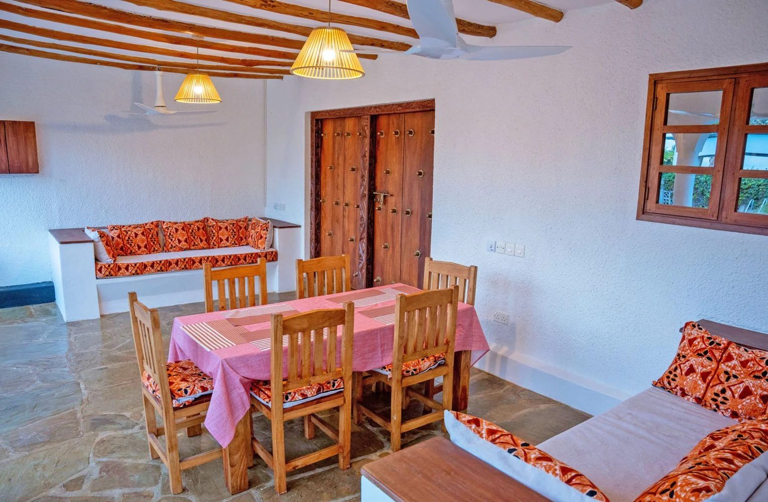 Denise House, 4BR with Cottage — photo 43