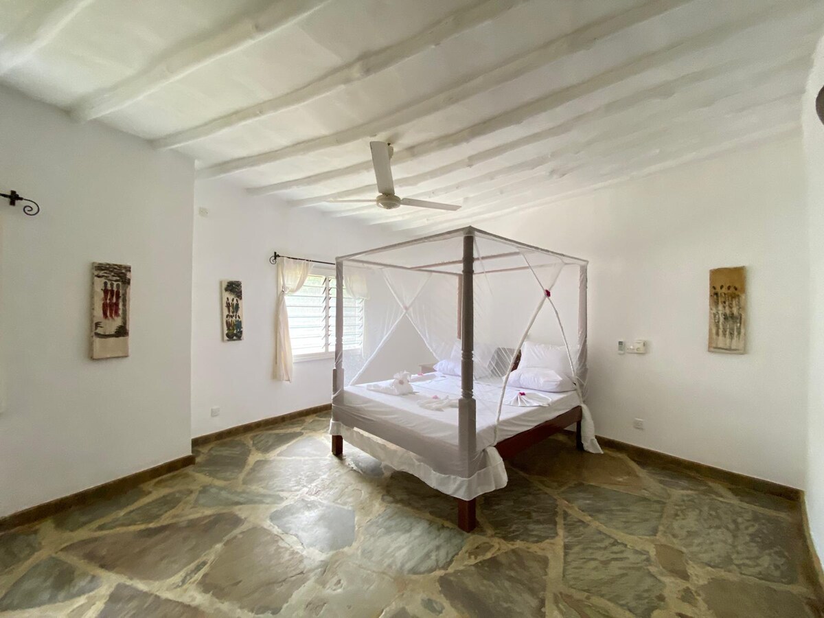 Private Villa With Pool, 5BR — photo 16