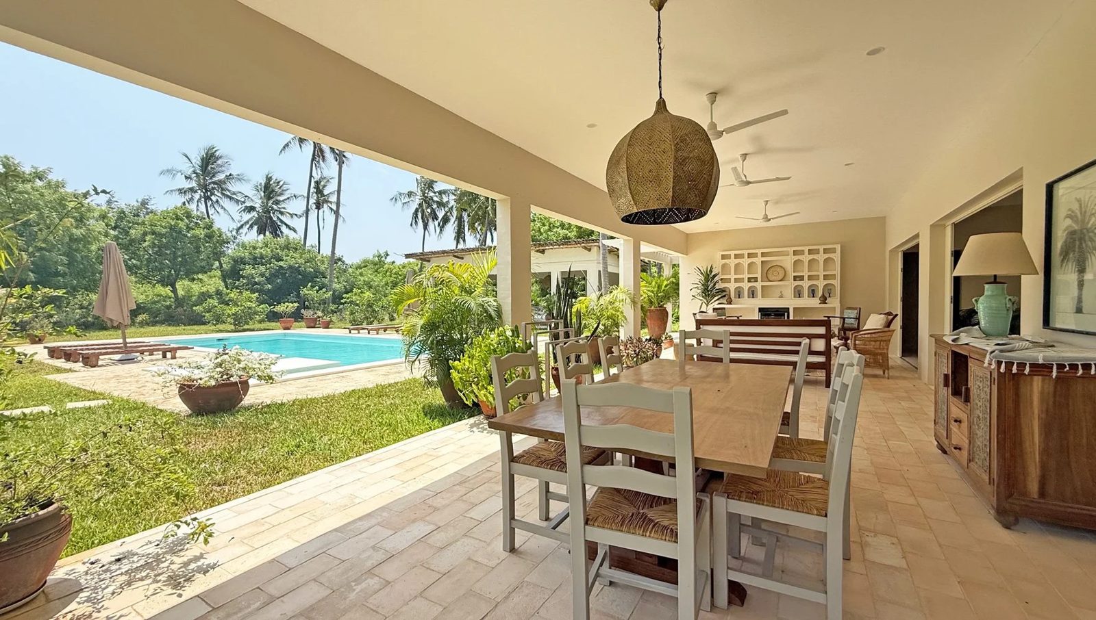 Upepo House, 4BR Mida Forest — photo 12
