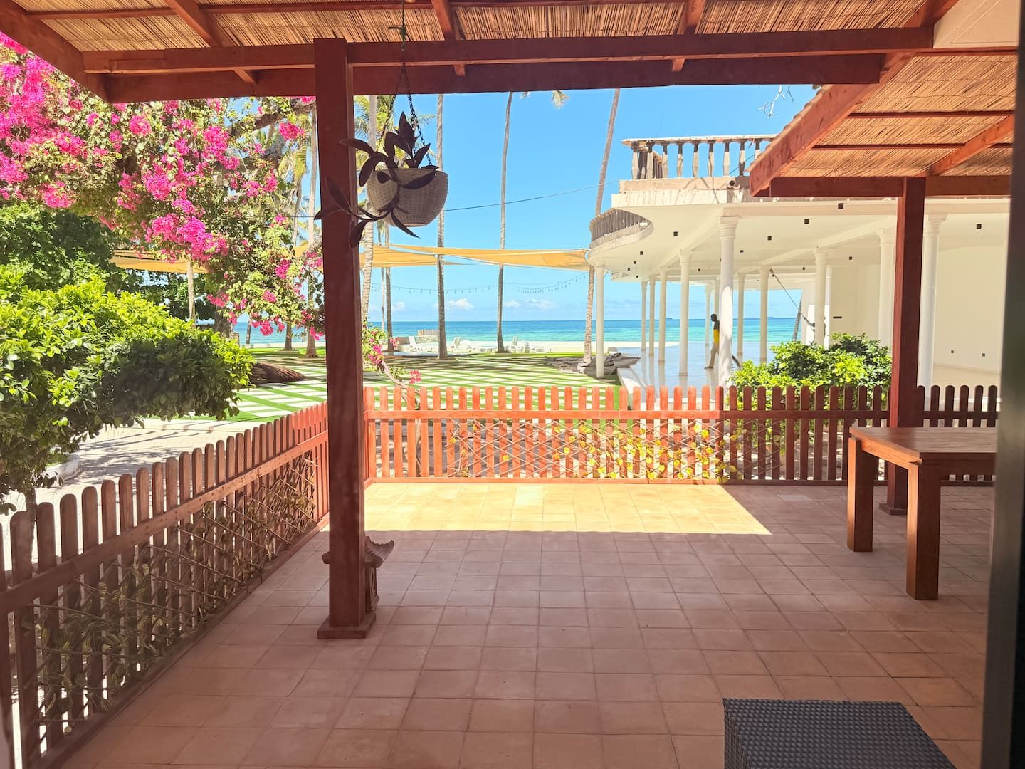 Nyali Beachfront Bungalow — photo 35