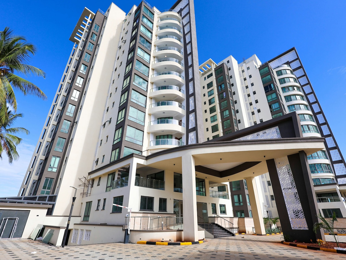 Nauras Towers Beachfront, 4BR — photo 11