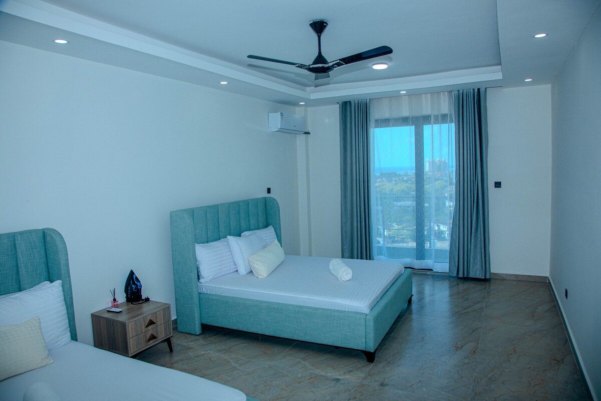 Semo's Aqua Luxury 6BR Penthouse — photo 49