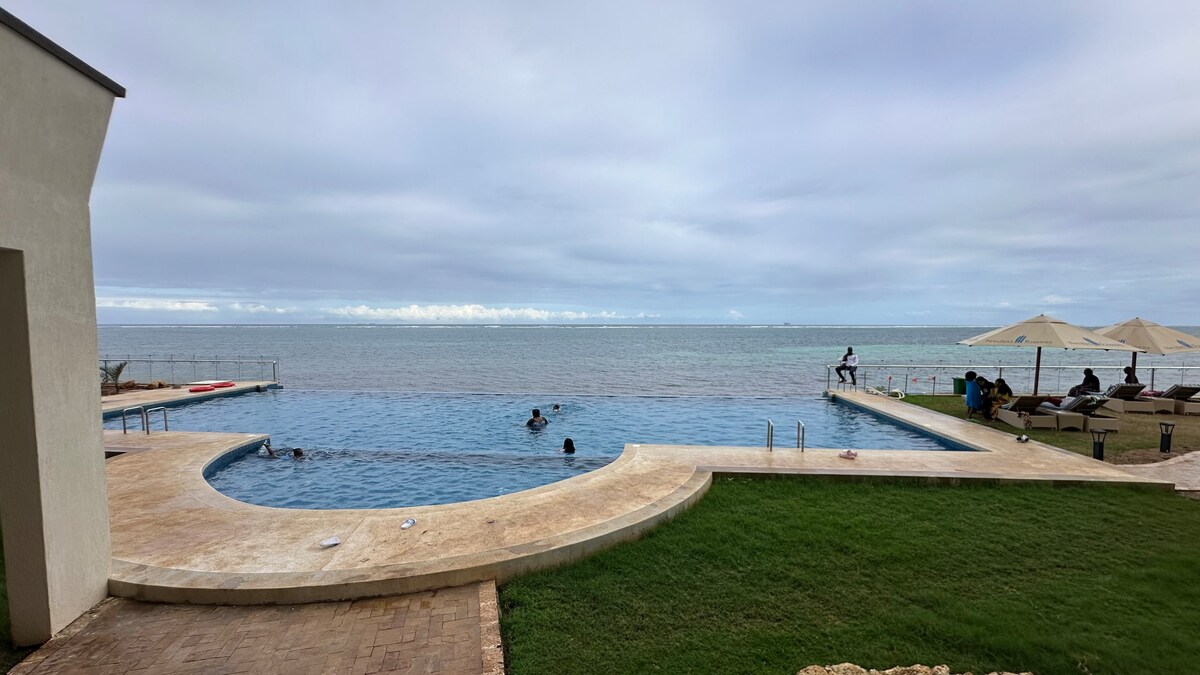 Nauras Apartment, Modern Coastal Stay 2BR — photo 5