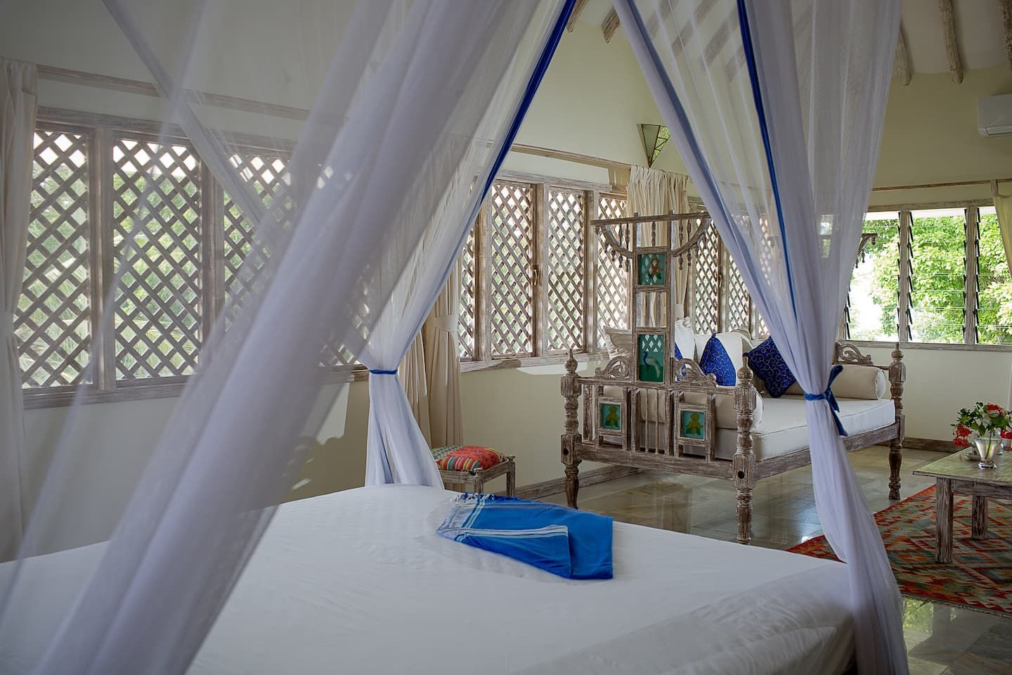 Dolphin House Galu Beach — photo 3