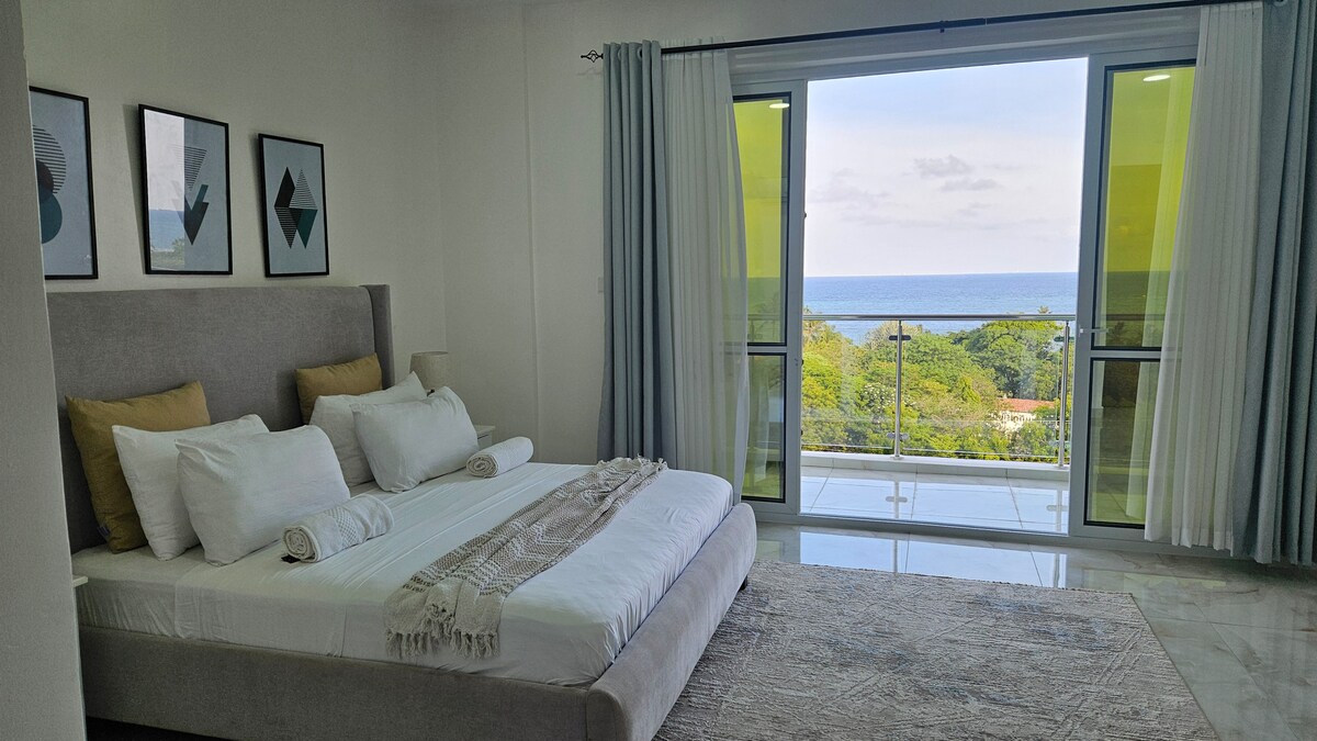 Seaside Haven Sea Views, 4BR — photo 28