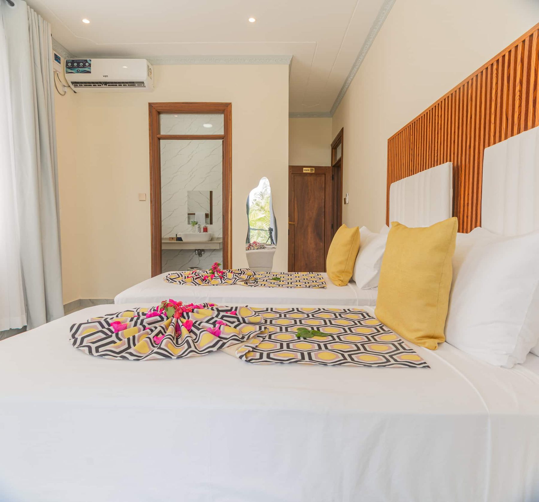 Ocean Villa Luxury 9BR Beachfront — photo 10