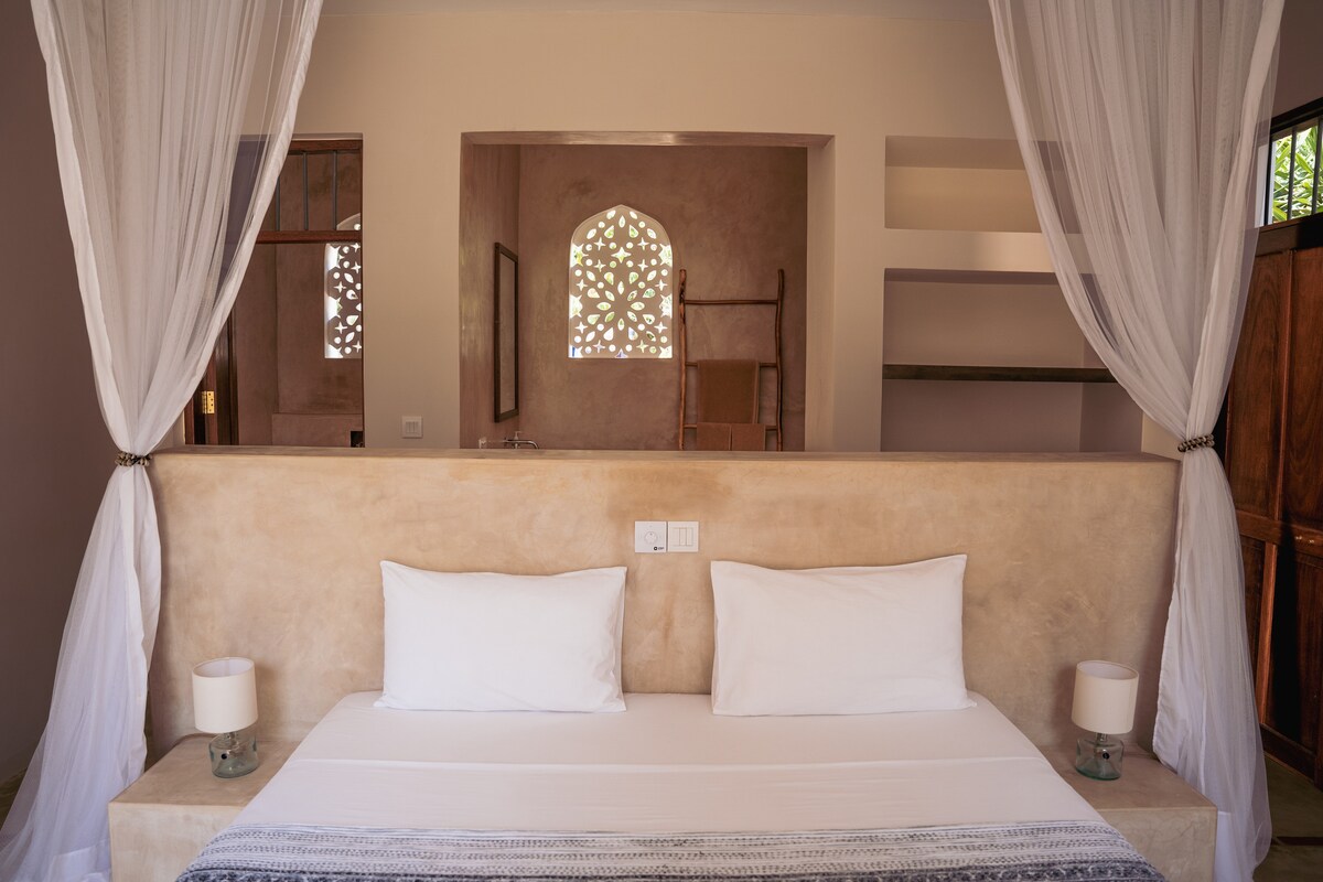Little Maua, Galu Beach, 2BR — view 2