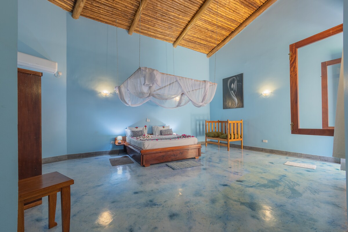 Diani Hilltop Villa, 5BR — photo 36