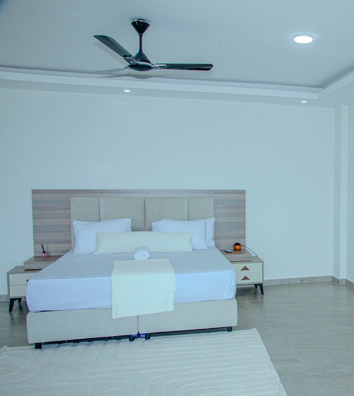Semo's Aqua Luxury 6BR Penthouse — photo 51
