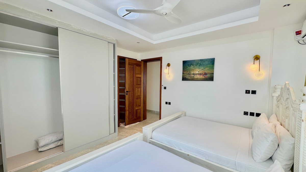 Nauras Apartment, Modern Coastal Stay 2BR — photo 96