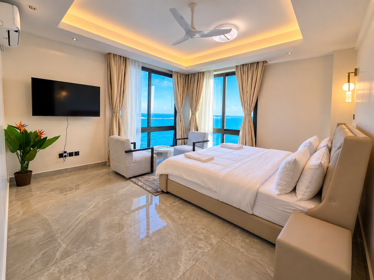 Nauras Towers Beachfront, 4BR — photo 8
