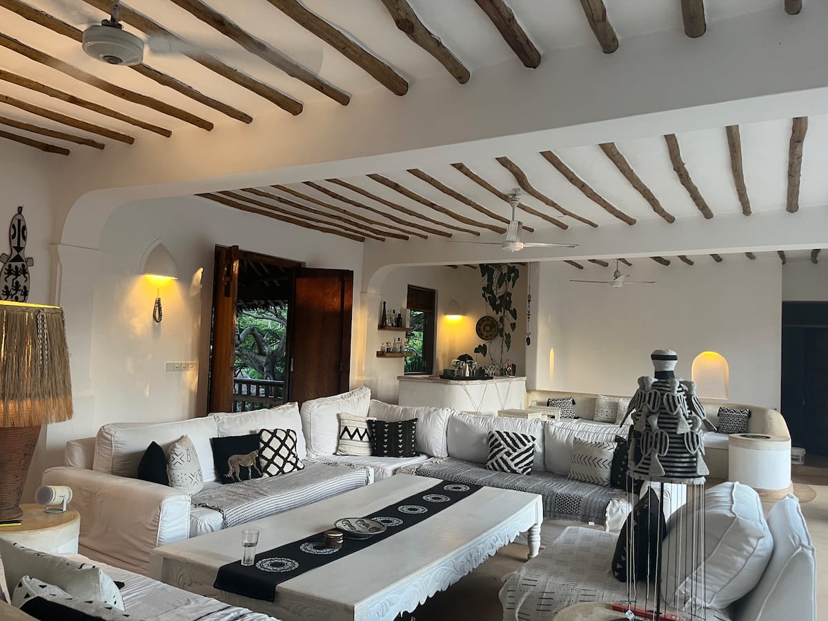 VillaTamu — Fully Staffed Between Ocean & Creek — photo 45