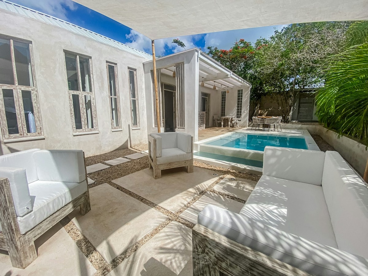 Poolside Garden Villa, 1BR — photo 12