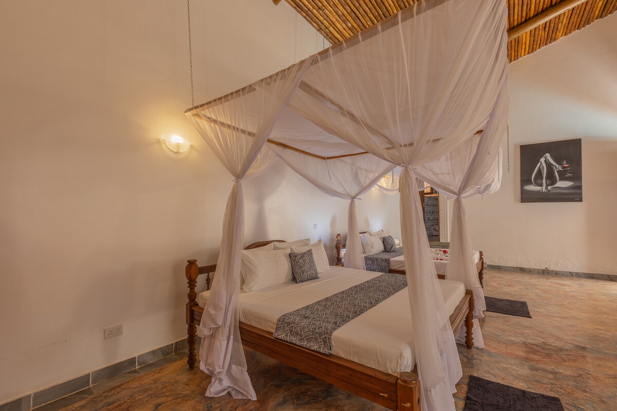 Diani Hilltop Villa, 5BR — photo 39