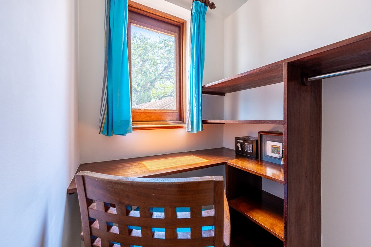 Tequila Sunrise Beach Cabana — photo 48