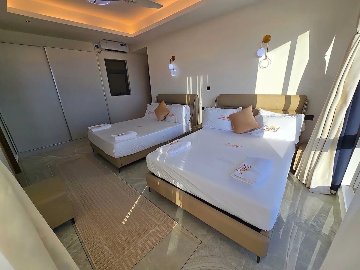 Nauras Towers Beachfront, 4BR — photo 40