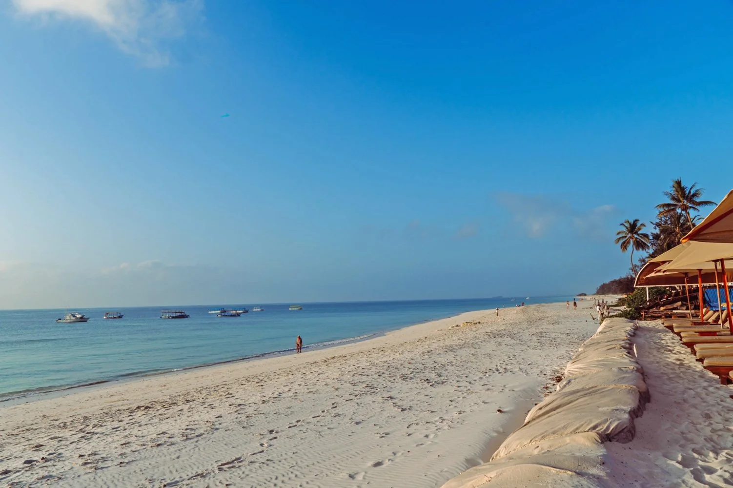 Ocean Rose, 5BR Beachfront — photo 32