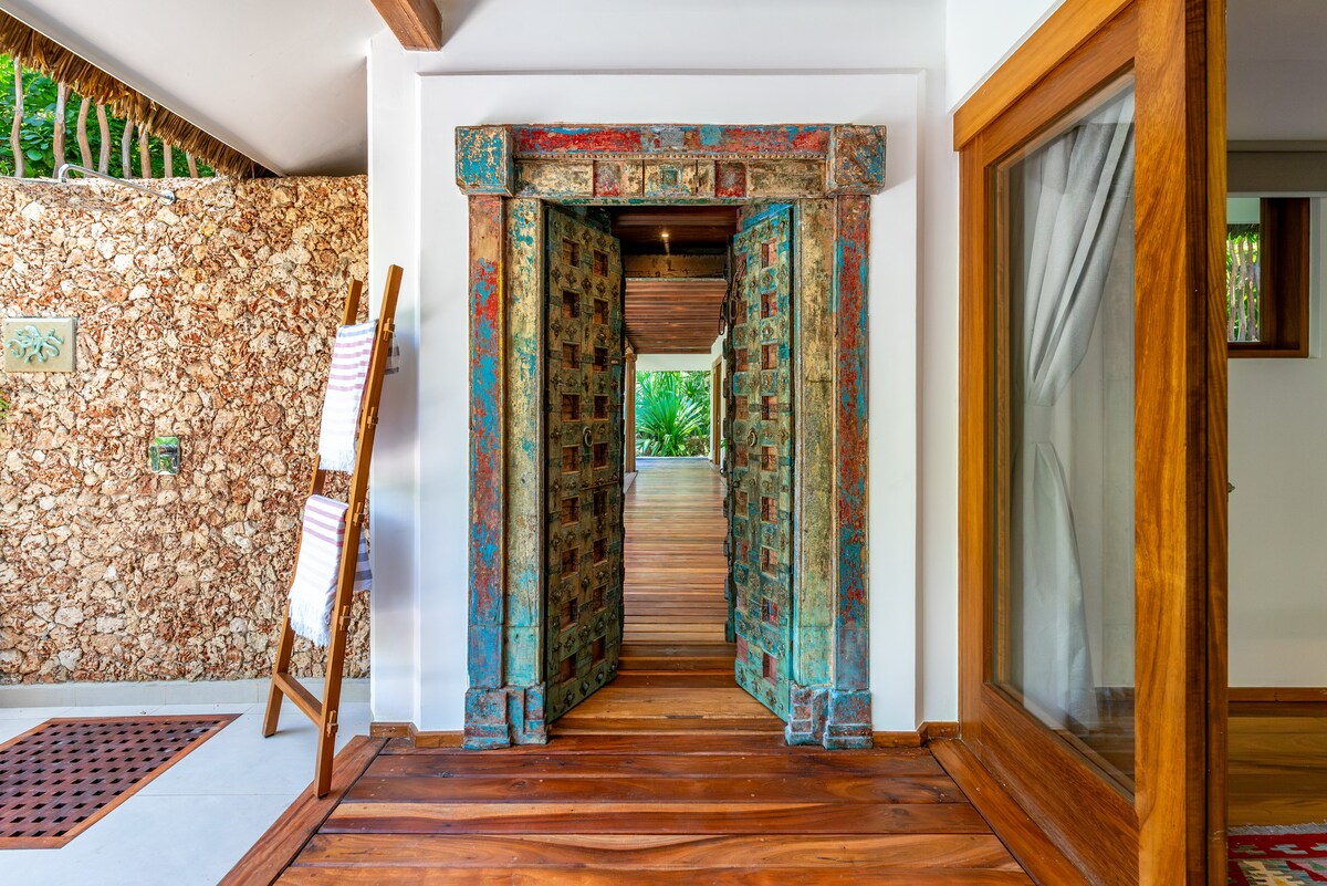 Pandanas Beach Villa — photo 8