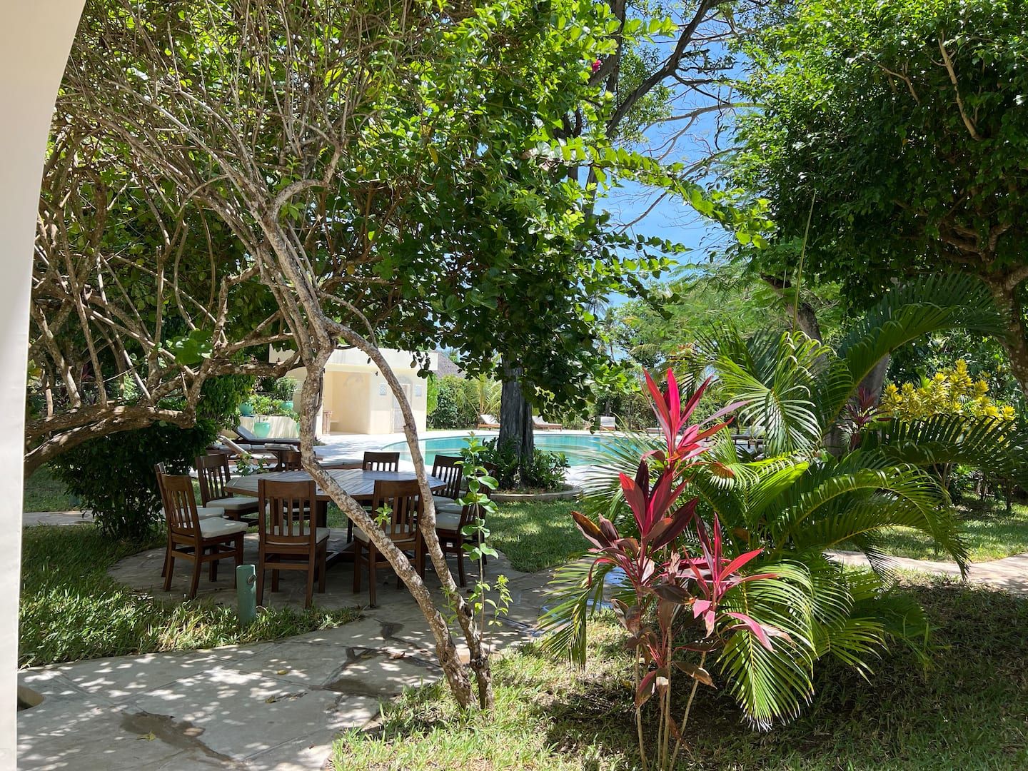 Dolphin House Galu Beach — photo 25