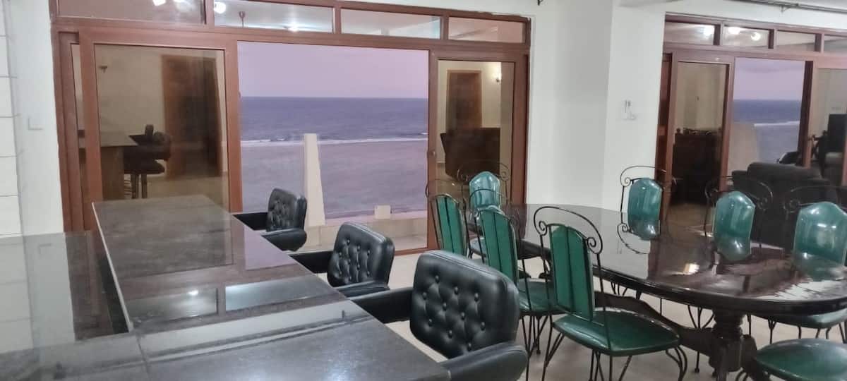 Jade Penthouse Beach Apartment, 4BR — photo 8