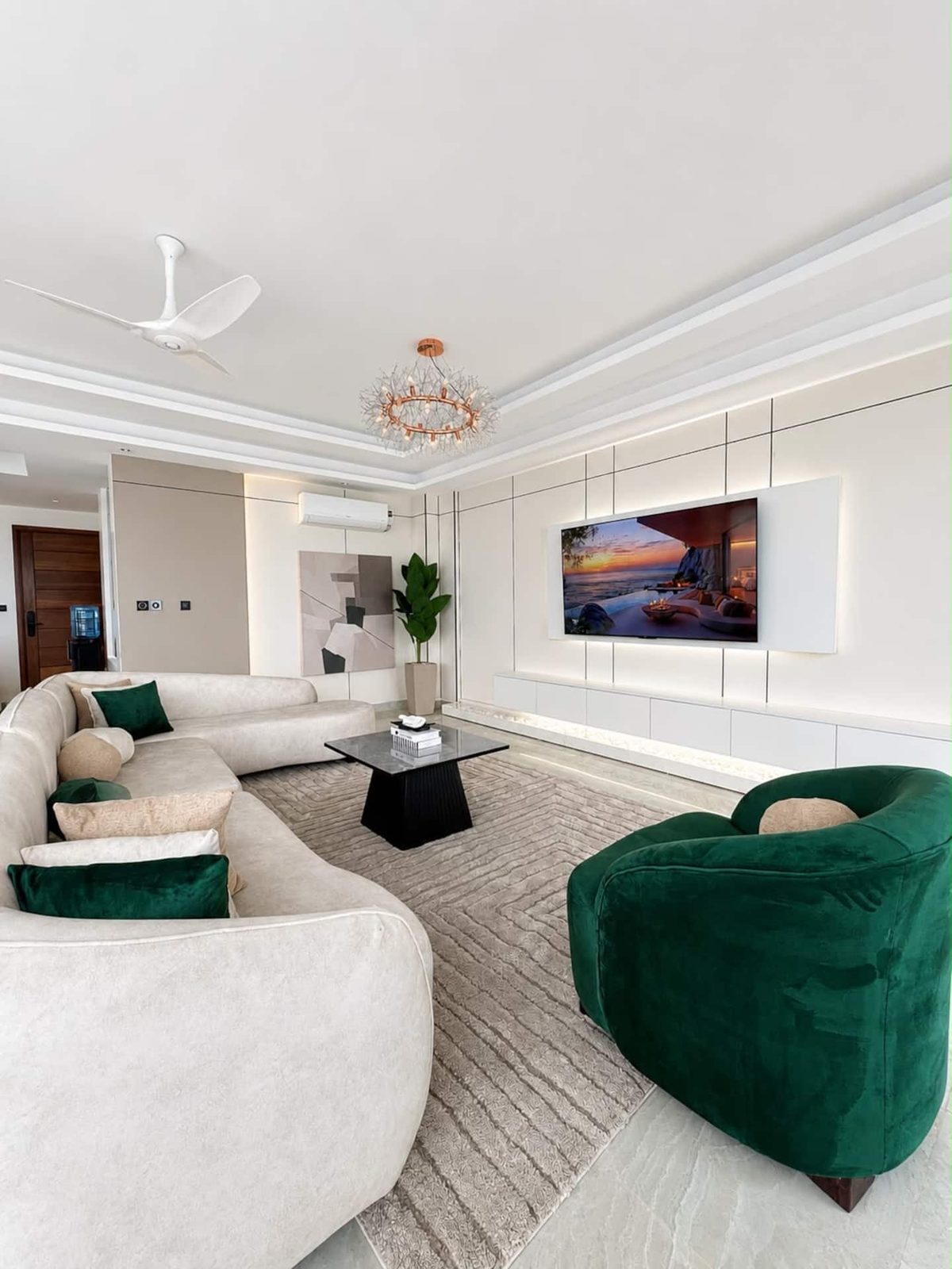 Panoramic Beachfront Residence — photo 15
