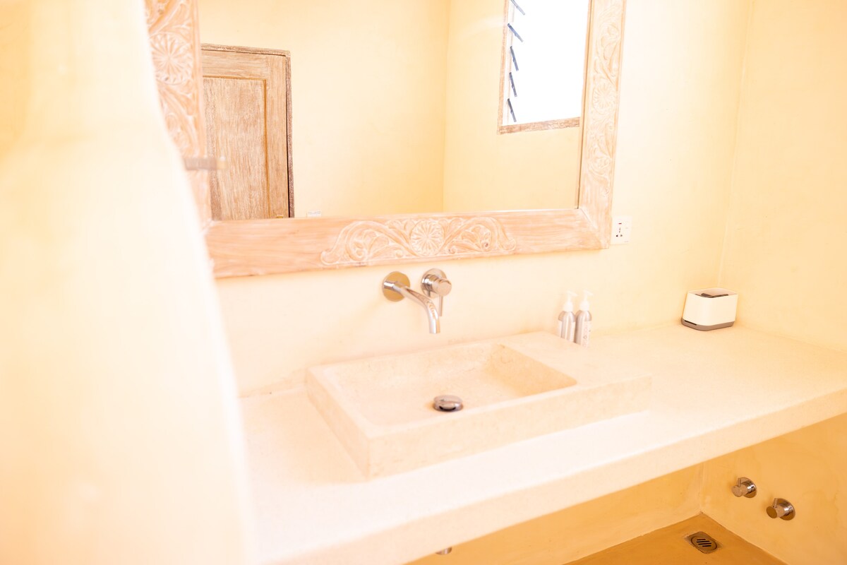 Jahazi Beach House, Galu Beach, 5BR — photo 18