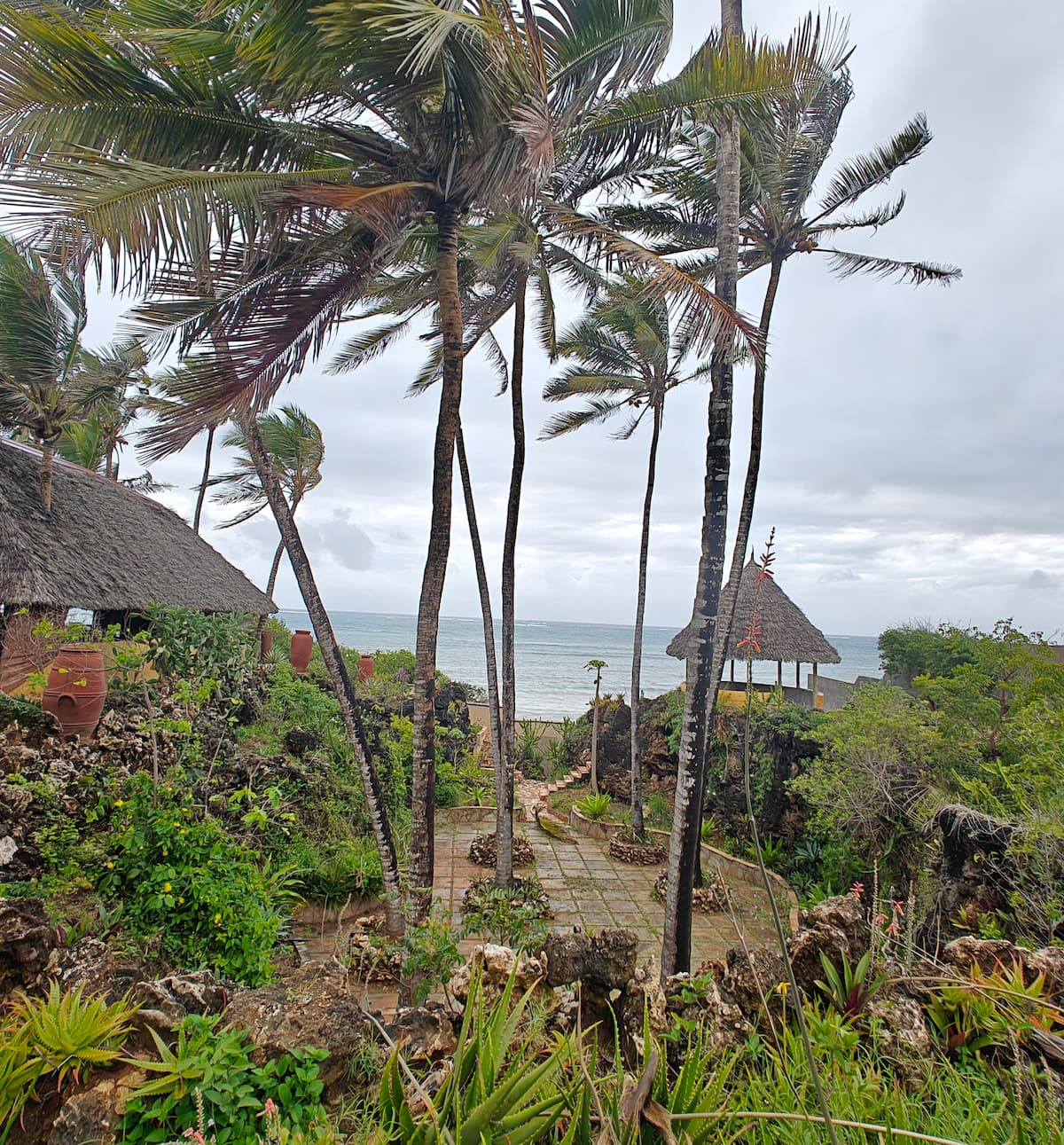 Villa Pranaa, Bofa Road — photo 8