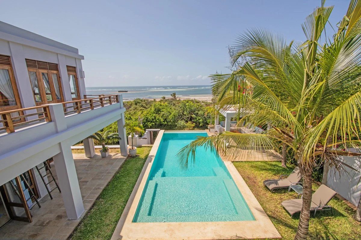 Jabali House, 4BR Beach Access — view 3