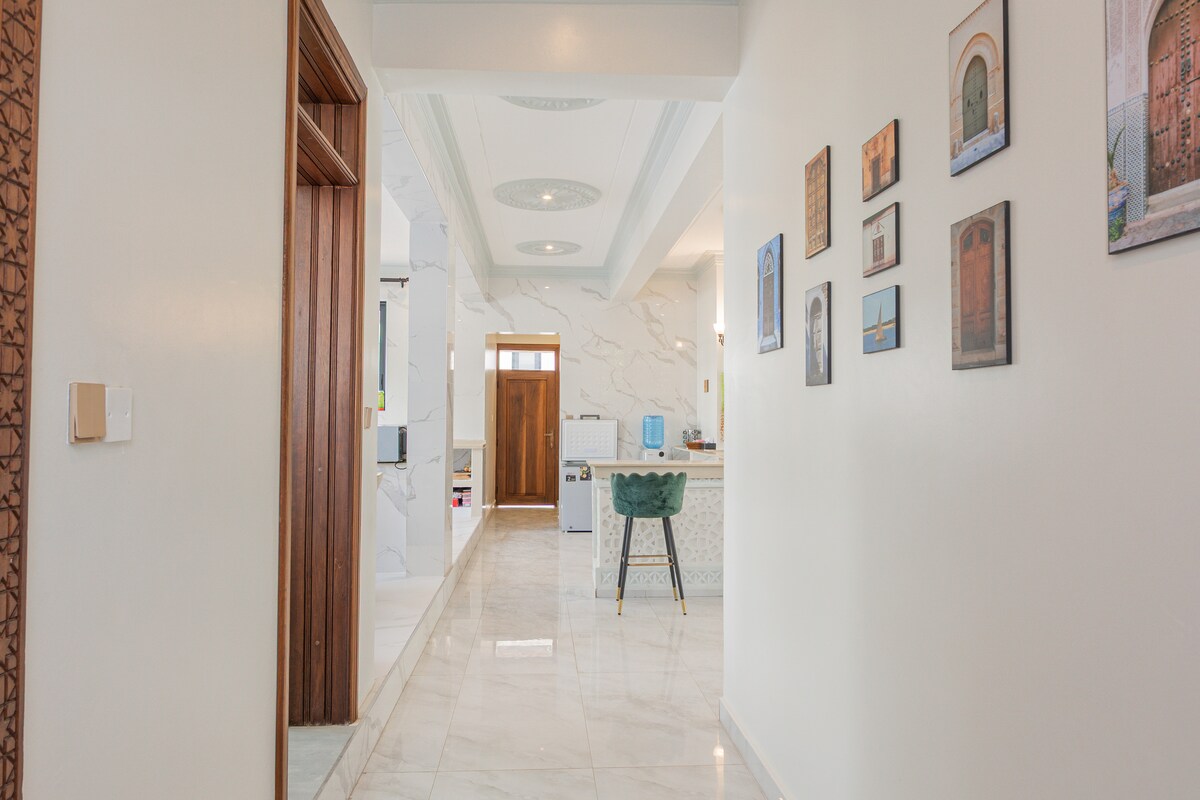 Ocean Villa Luxury 9BR Beachfront — photo 38