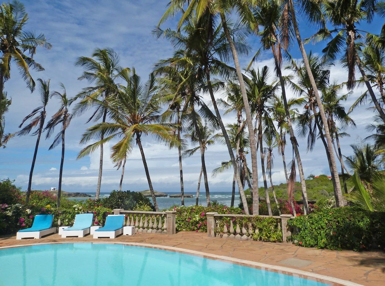 Blue Bay Beach House, 5BR Beachfront — photo 25