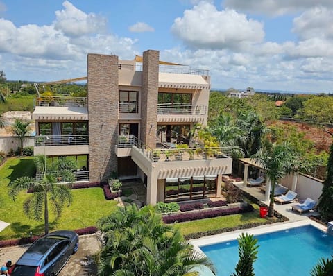 Palm Haven 1, 5BR — photo 20