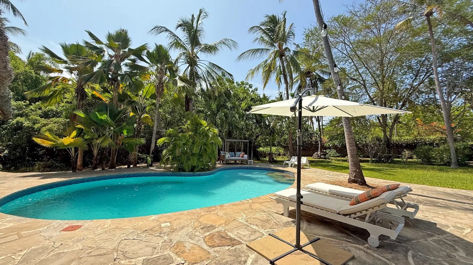 Coconut Grove, 4BR Mida Forest — photo 21