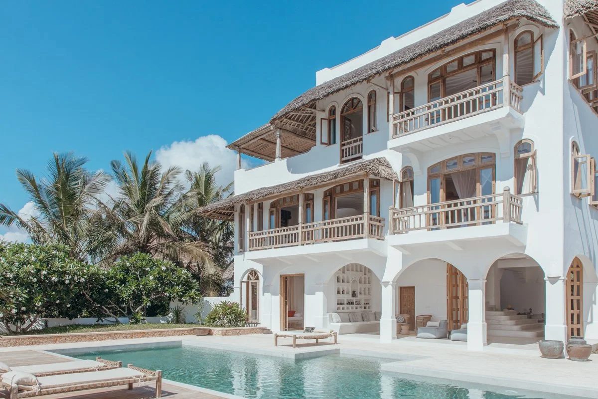 Kusini House, 6BR Beachfront — view 1