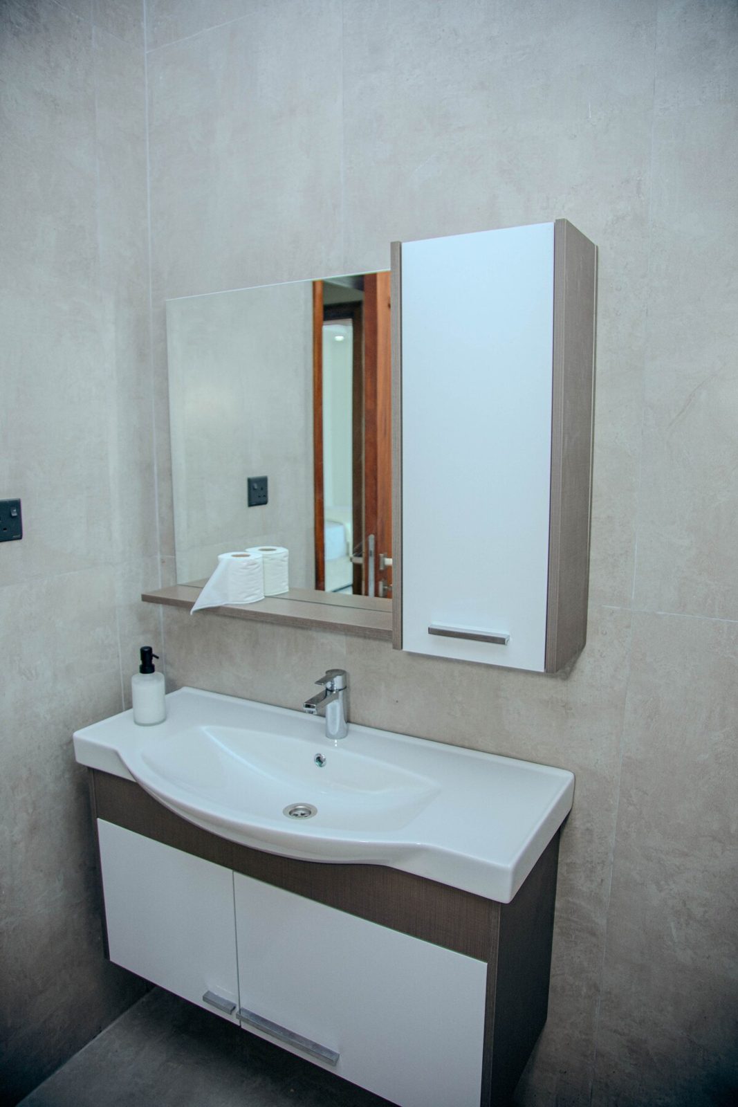 Semo's Aqua Luxury 6BR Penthouse — photo 64