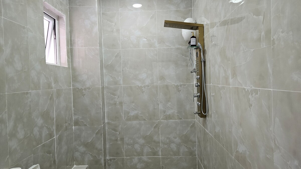 Seaside Haven Sea Views, 4BR — photo 46