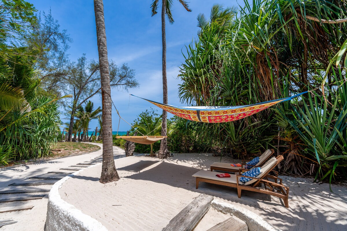 Azhari Beach Villa — photo 41
