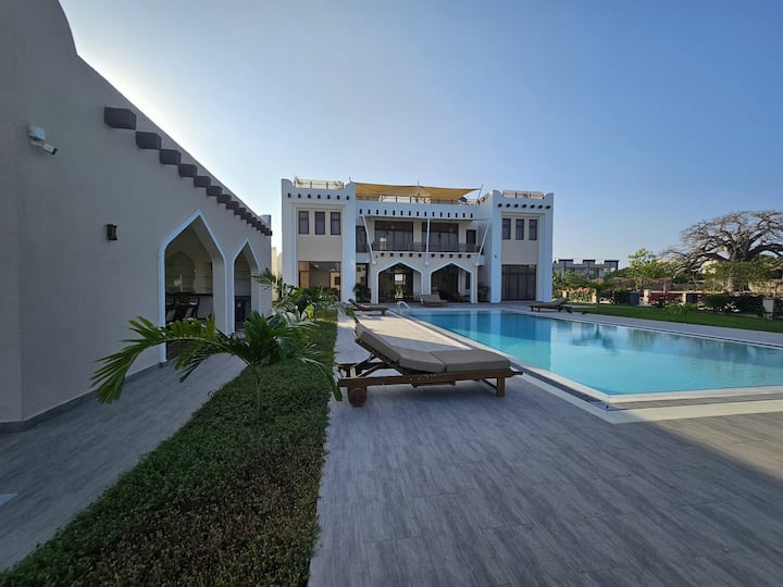 Musa House Diani Sea Views, 5BR
