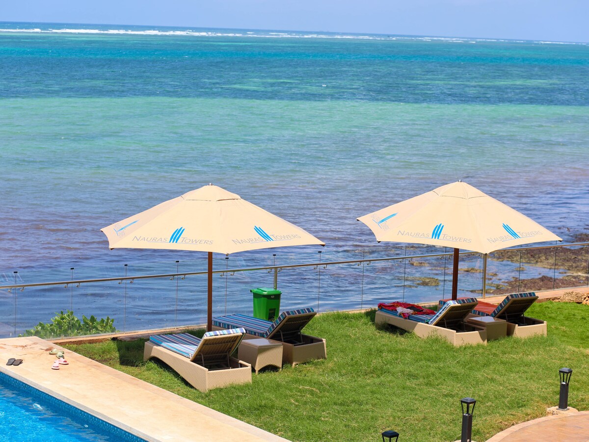 Nauras Exclusive Beachfront, 4BR + DSQ — photo 40