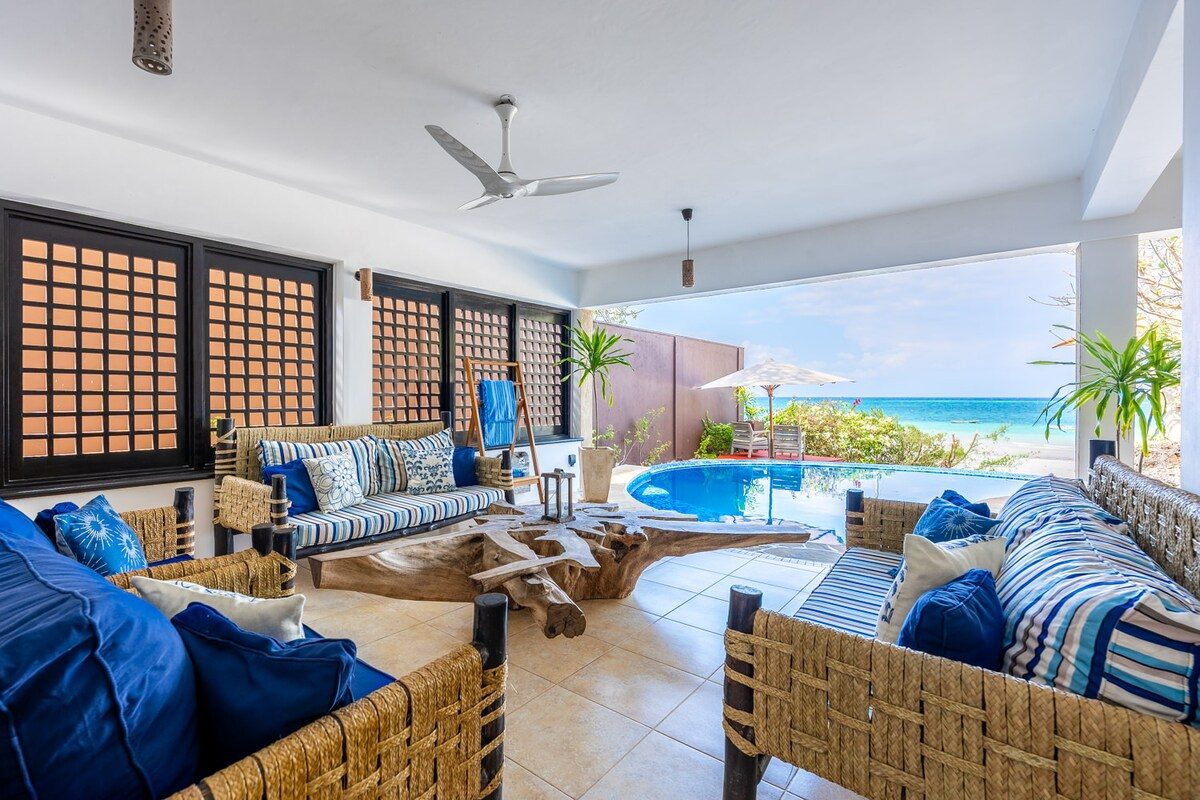 Tequila Sunrise Pool Cabana — photo 16