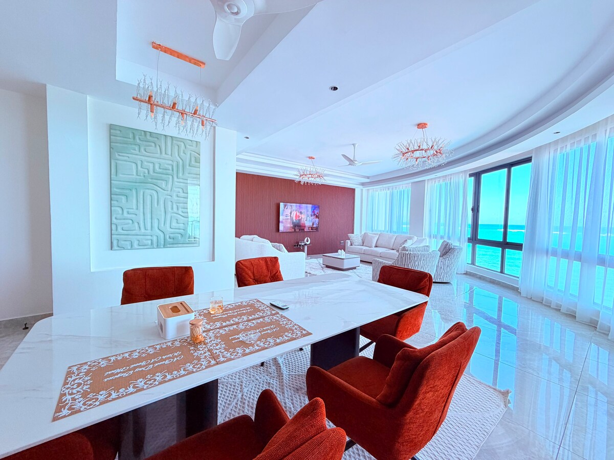 Nauras Exclusive Beachfront, 4BR + DSQ — photo 5