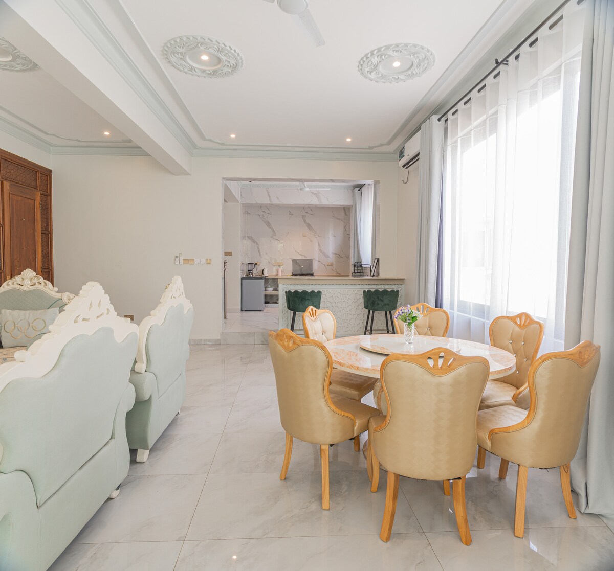 Ocean Villa Luxury 9BR Beachfront — photo 11