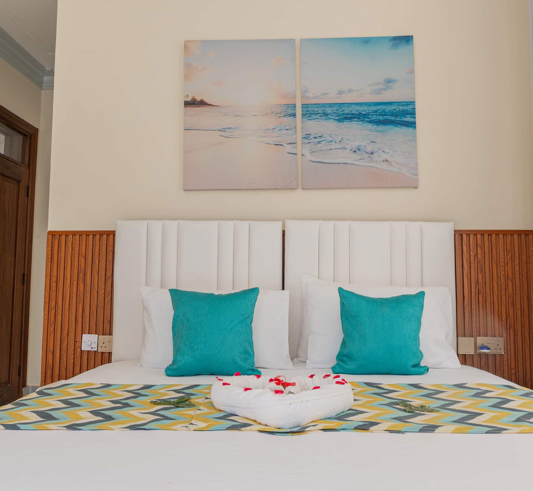 Ocean Villa Luxury 9BR Beachfront — photo 62