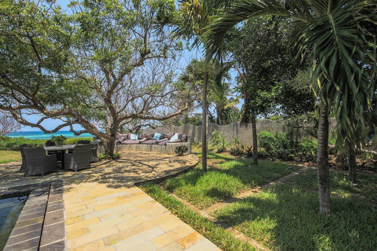 Paradise Found, 5BR Beachfront — photo 13