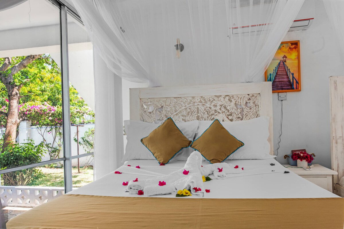 Milamax Beach Villa — photo 17