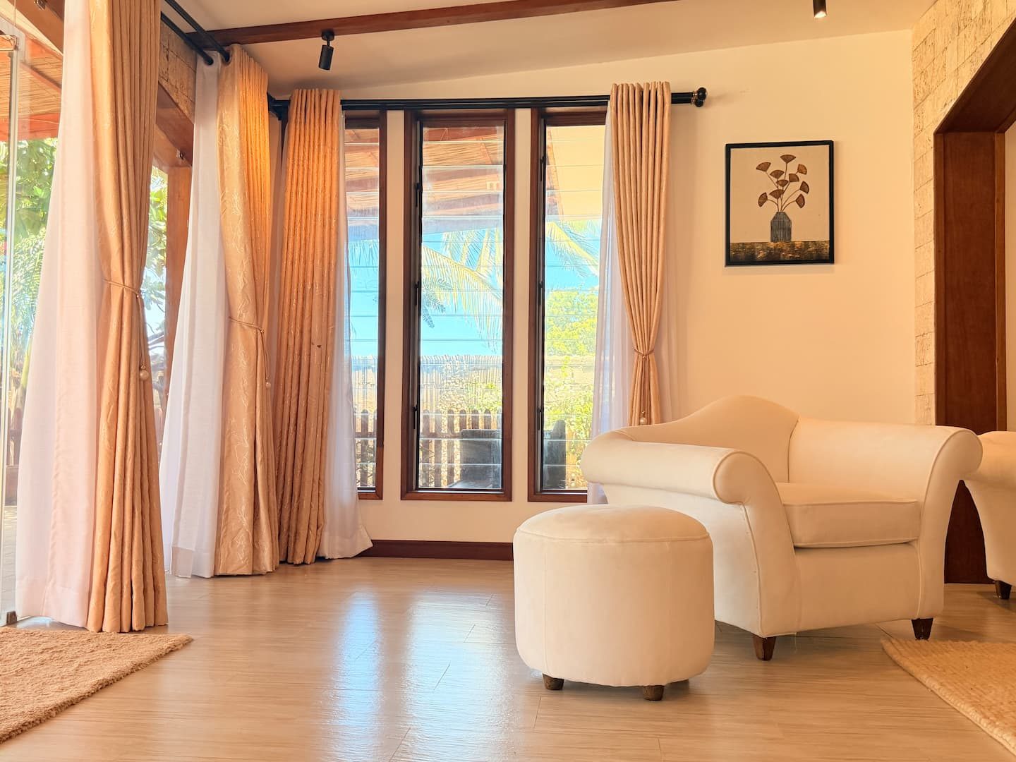 Nyali Beachfront Bungalow — photo 12