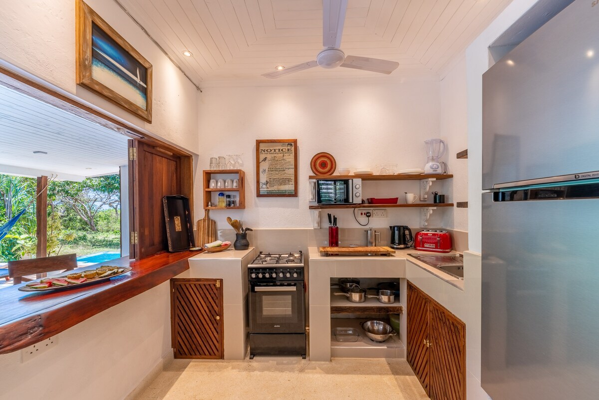 Inshallah Beach Cottage — photo 18