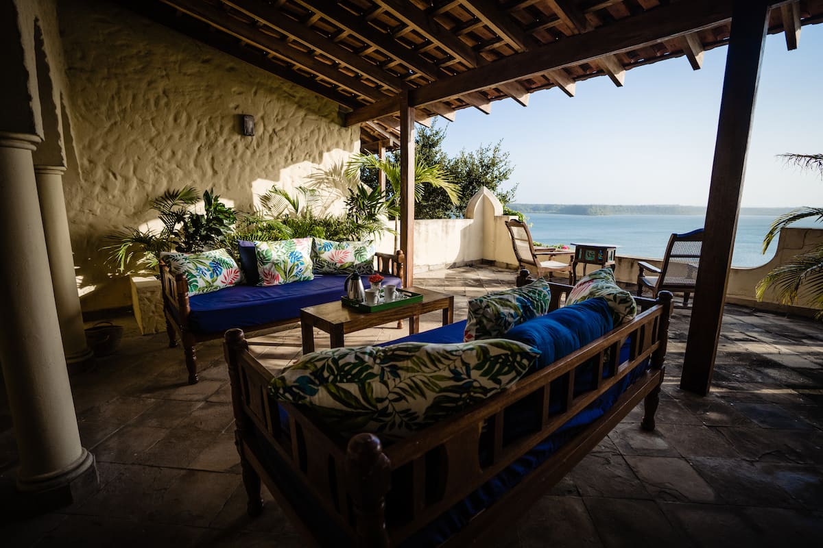 Fumbeni House, 4BR — view 2