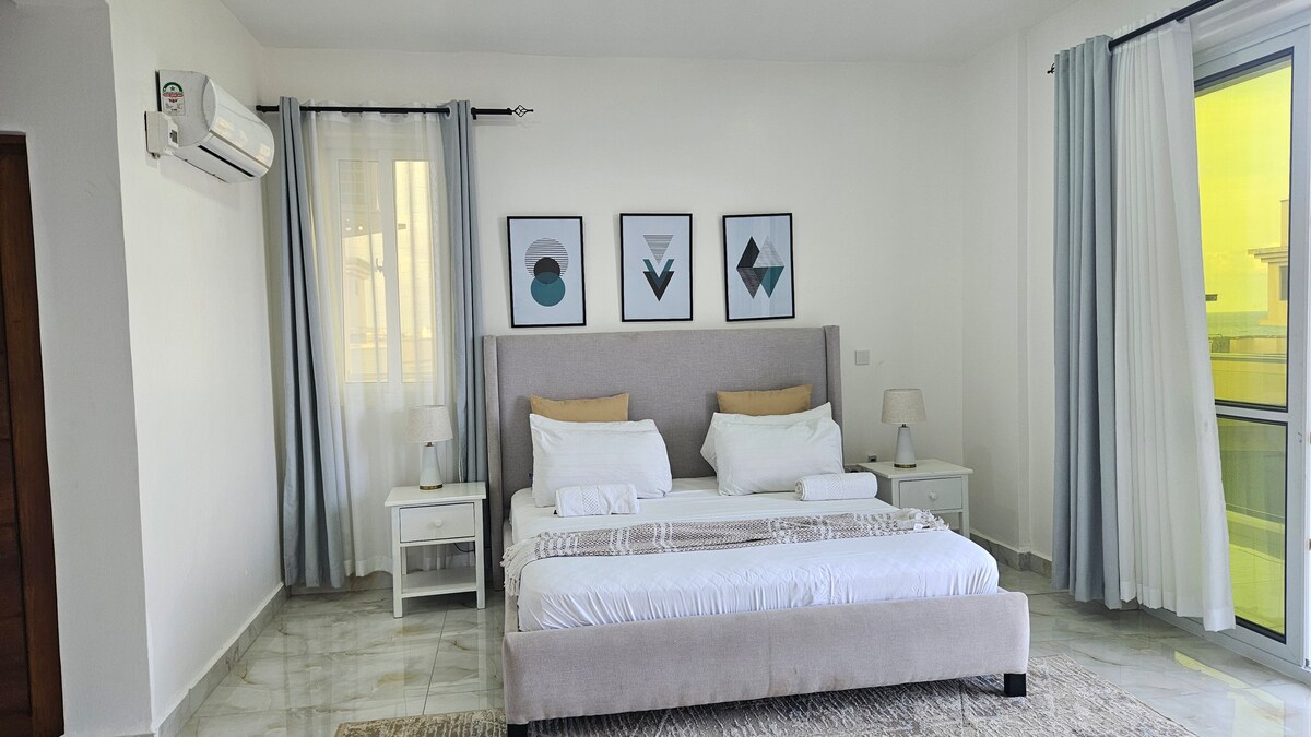 Seaside Haven Sea Views, 4BR — photo 25