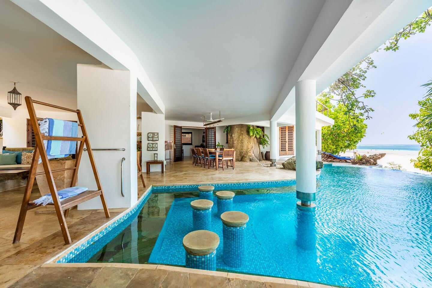 Tequila Sunrise Villa — photo 133